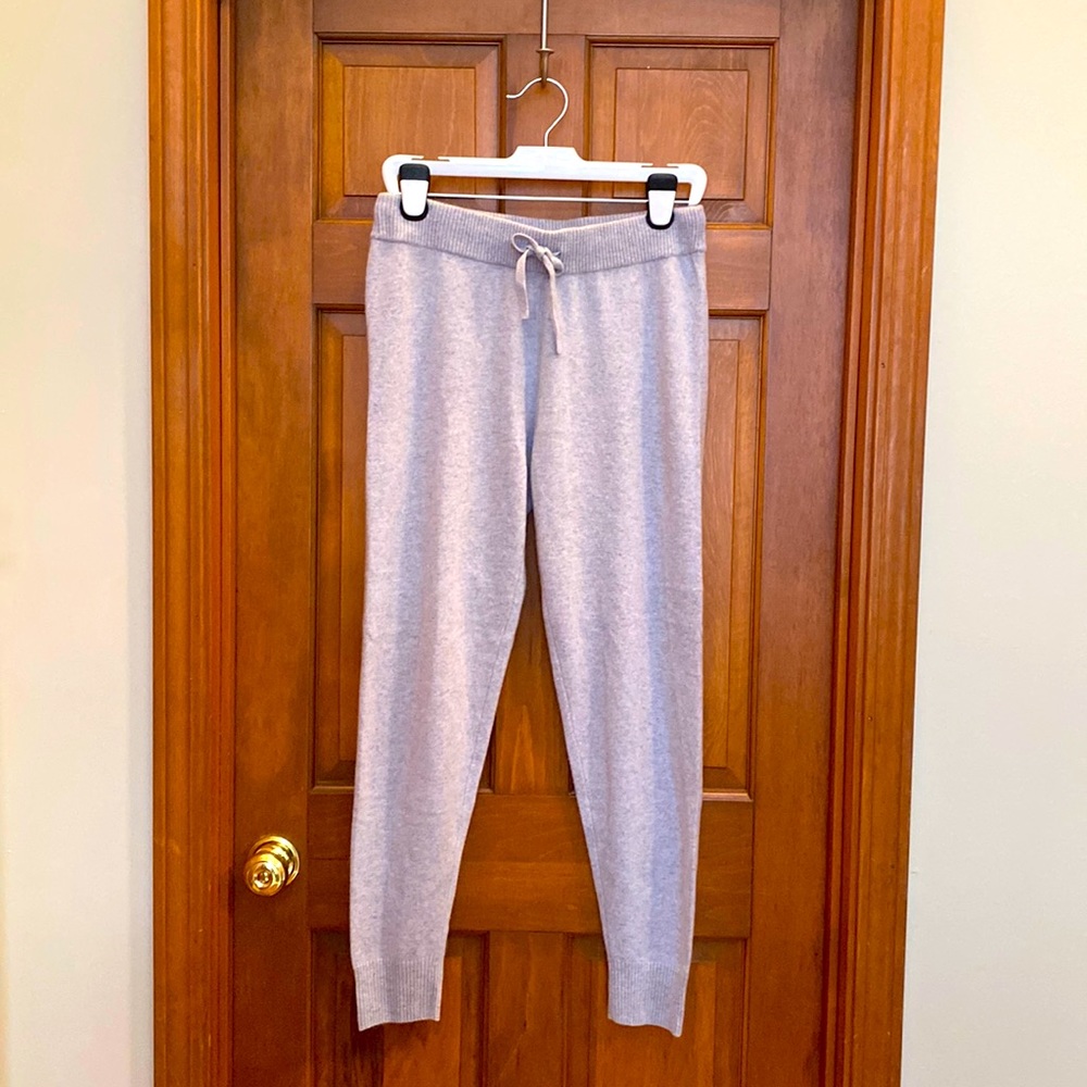 Cashmere joggers